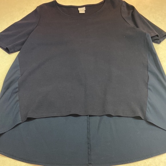 Chicos Navy High Low Shortsleeved Tricot Mixed Fabric Scoop Neck Popover Top S 2 - Picture 7 of 8